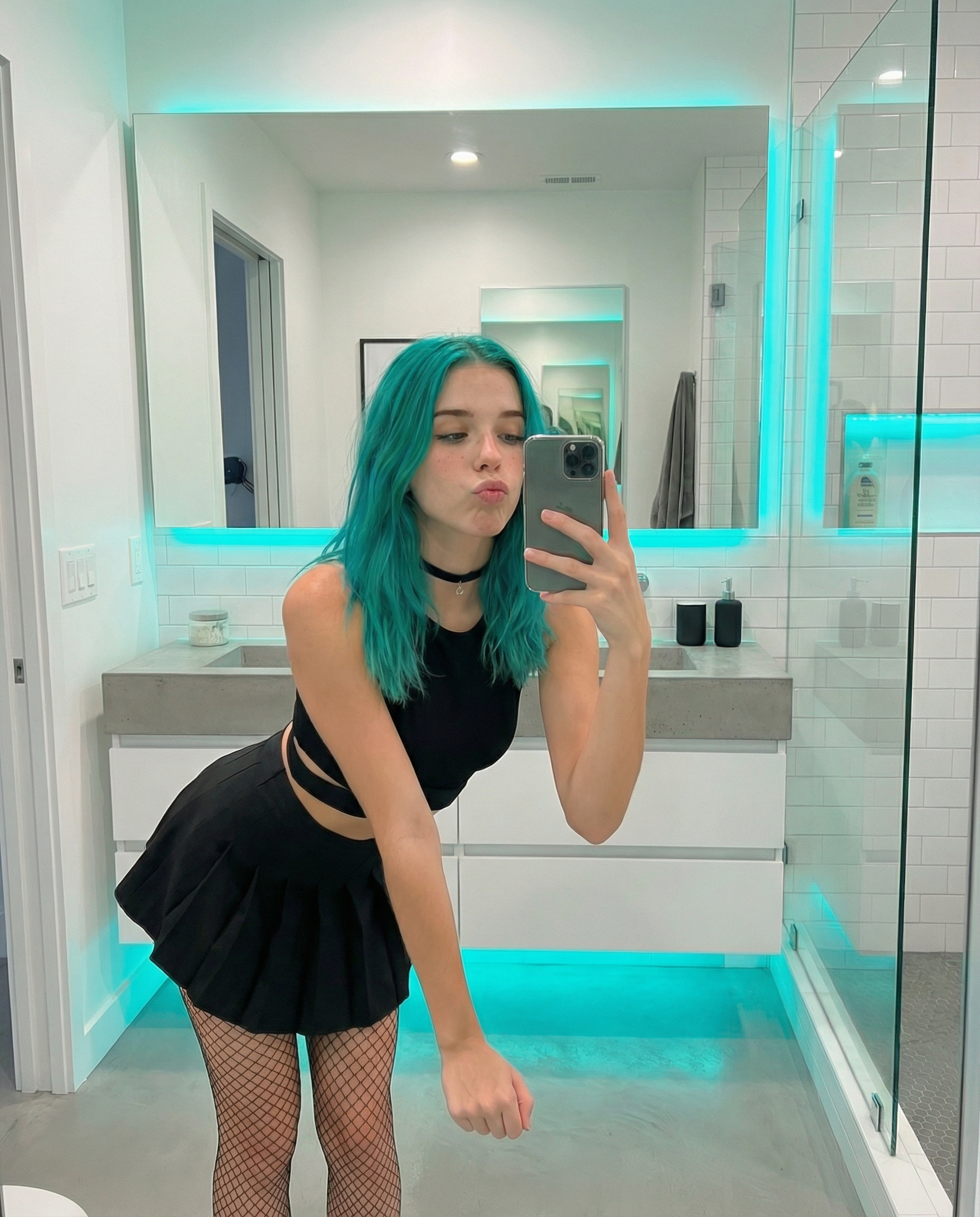 one angle is never enough 💋